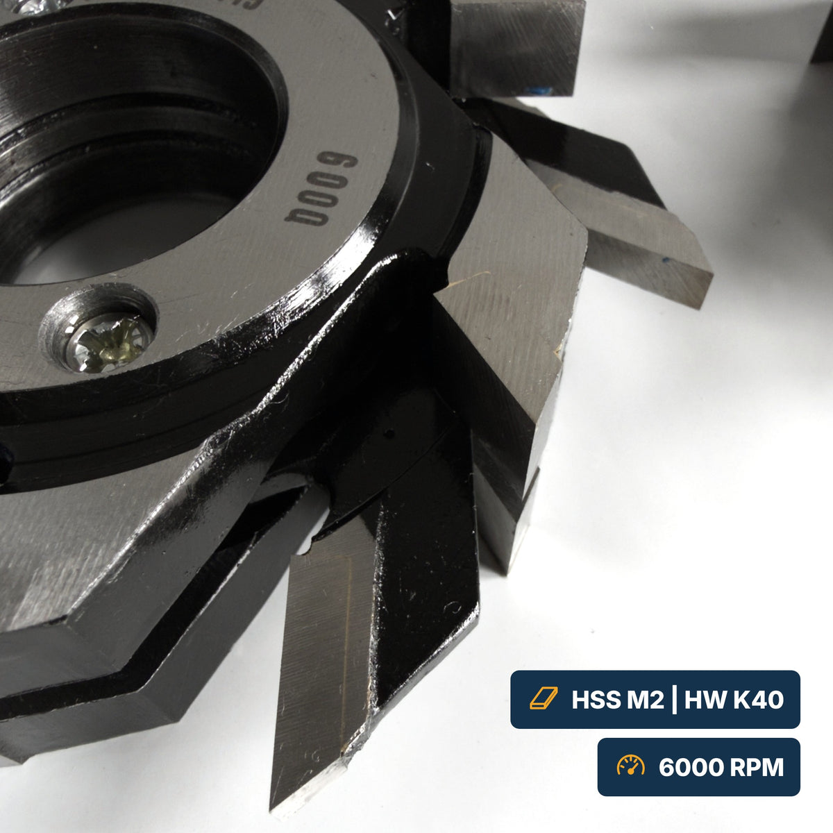 Detaliu freză nut și feder D130 – tăișuri HSS M2 brazate, marcaj turație 6000 RPM